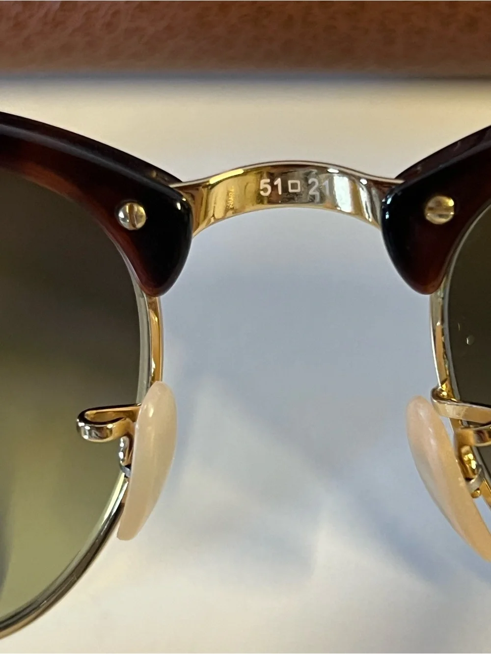 Ray-Ban Brown Tortoiseshell Clubmaster Sunglasses with Brown Case